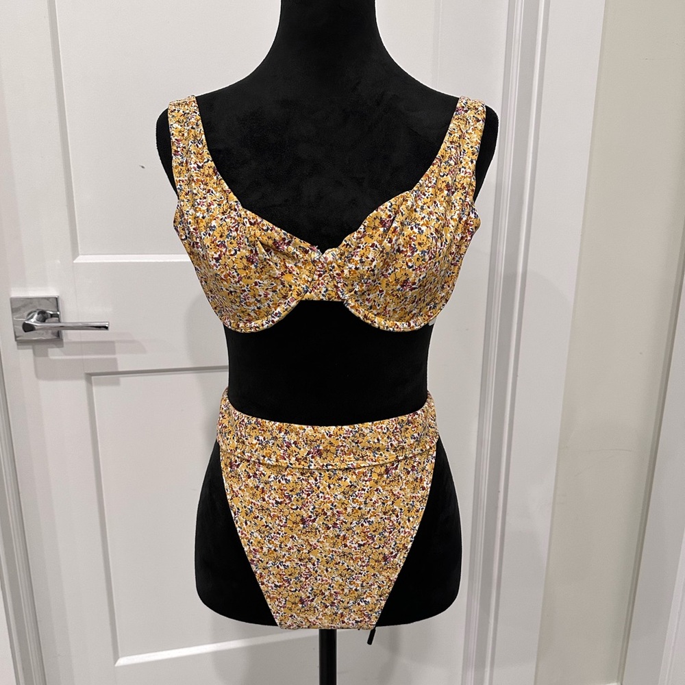 Abercrombie & Fitch swimsuit Set